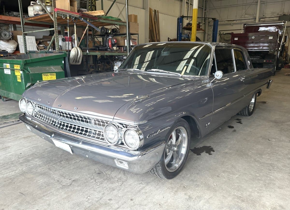 1961 Ford Galaxie 390 Coupe thumbnail 4