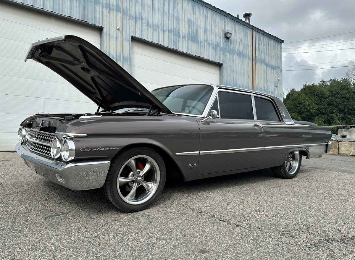 1961 Ford Galaxie 390 Coupe thumbnail 8