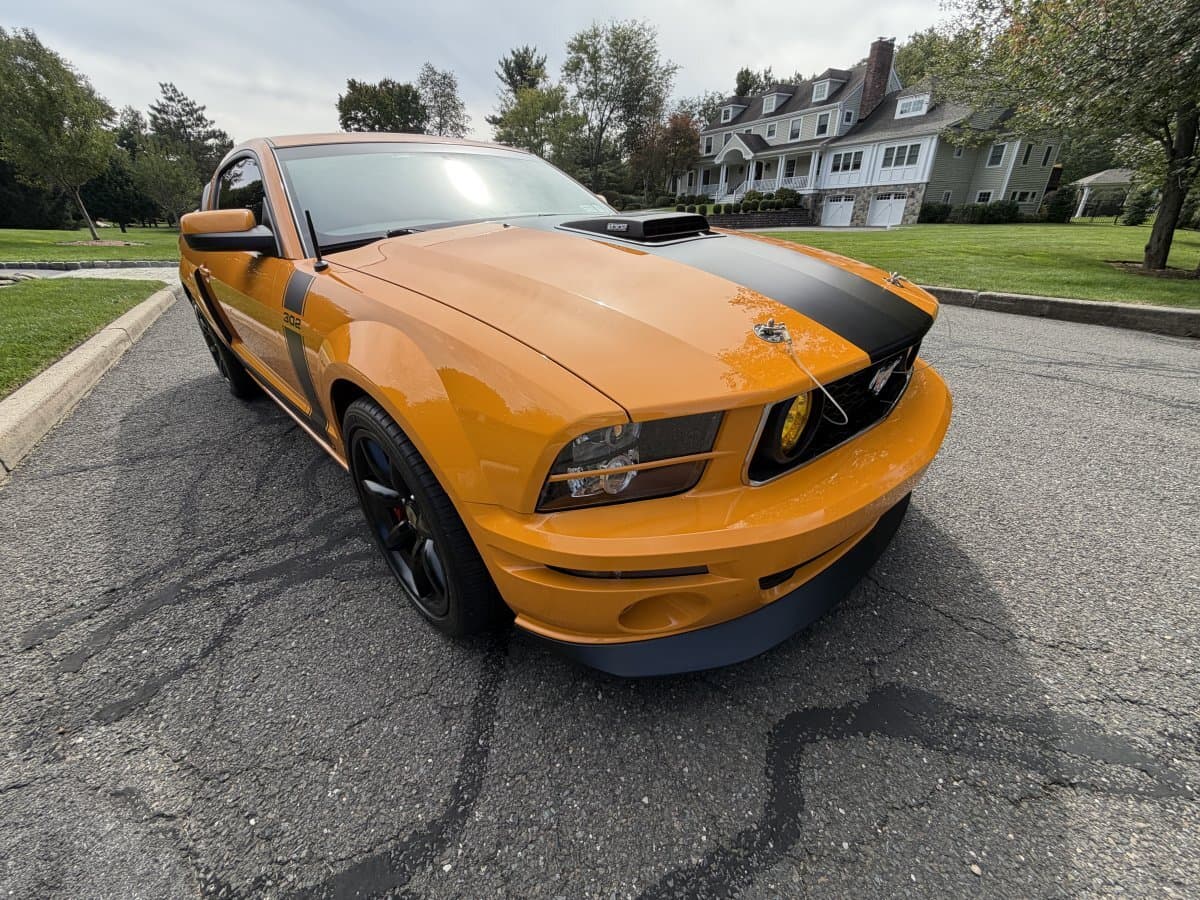 2007 Ford Mustang Saleen - Parnelli Jones thumbnail 5