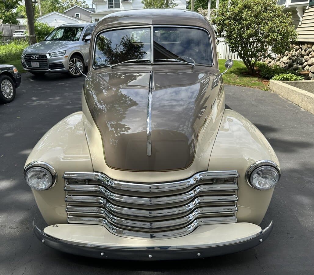 1949 Chevrolet Suburban Restomod thumbnail 11