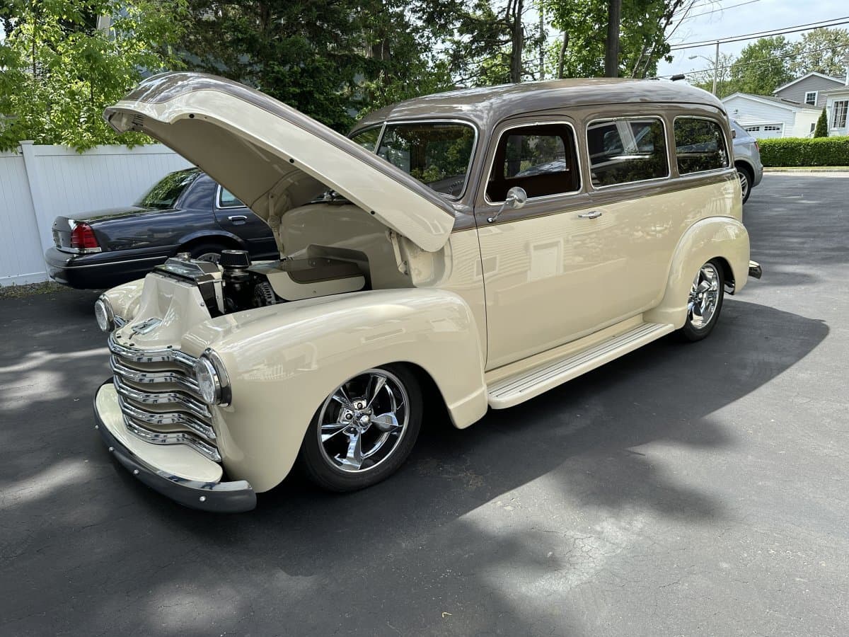 1949 Chevrolet Suburban Restomod thumbnail 13