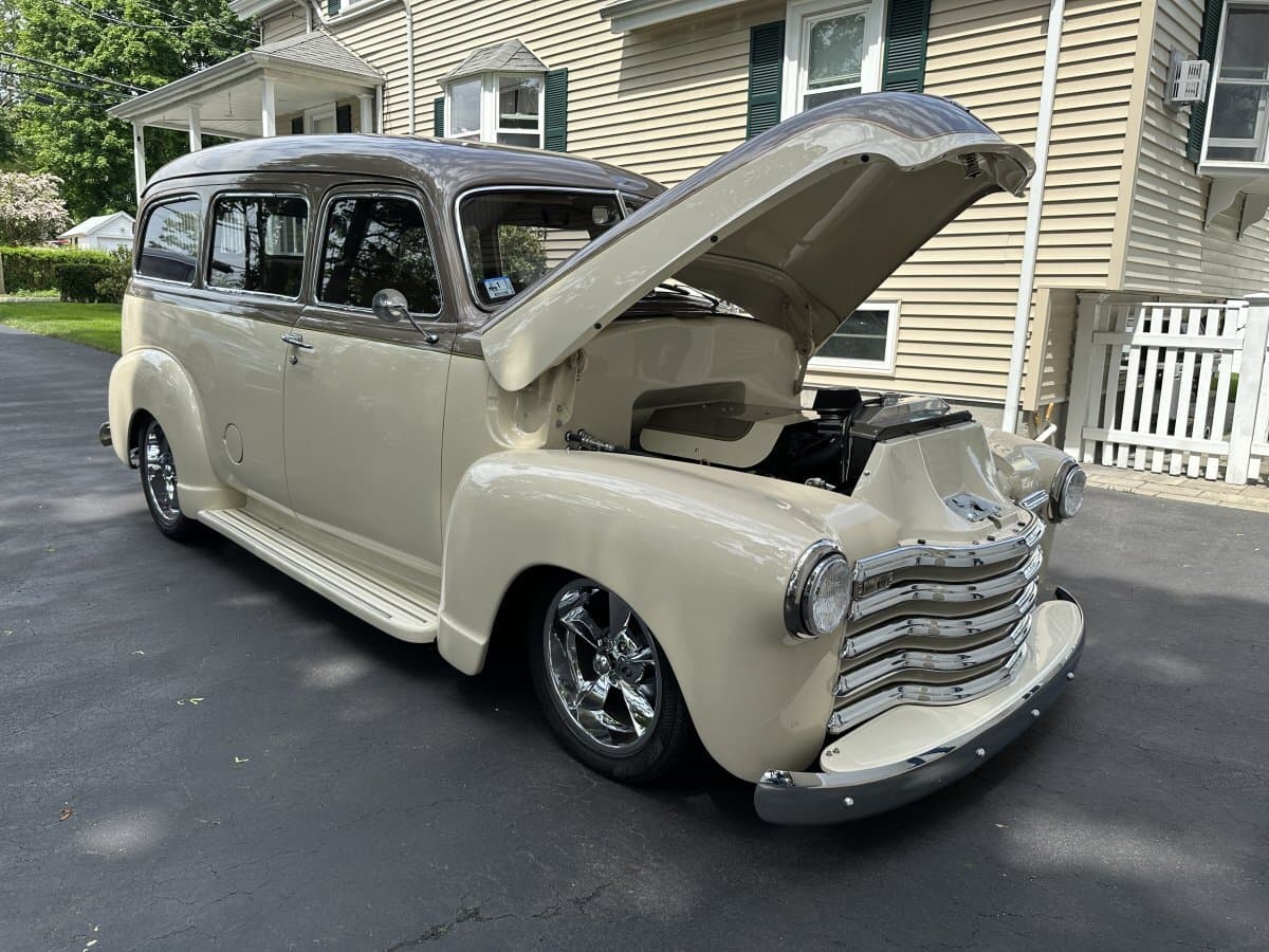 1949 Chevrolet Suburban Restomod thumbnail 14