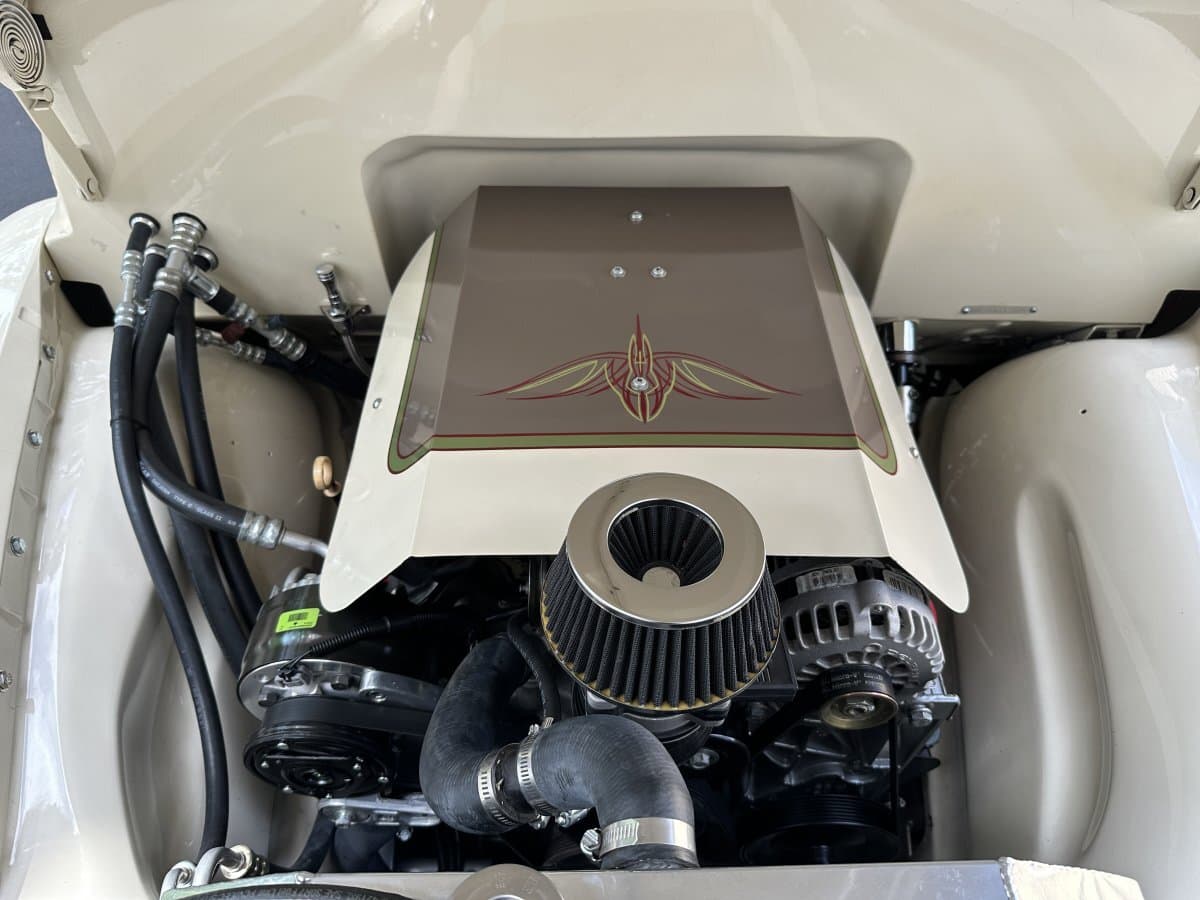 1949 Chevrolet Suburban Restomod thumbnail 17