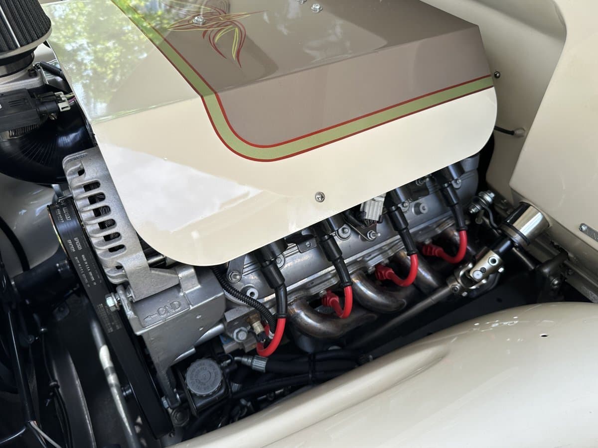 1949 Chevrolet Suburban Restomod thumbnail 21