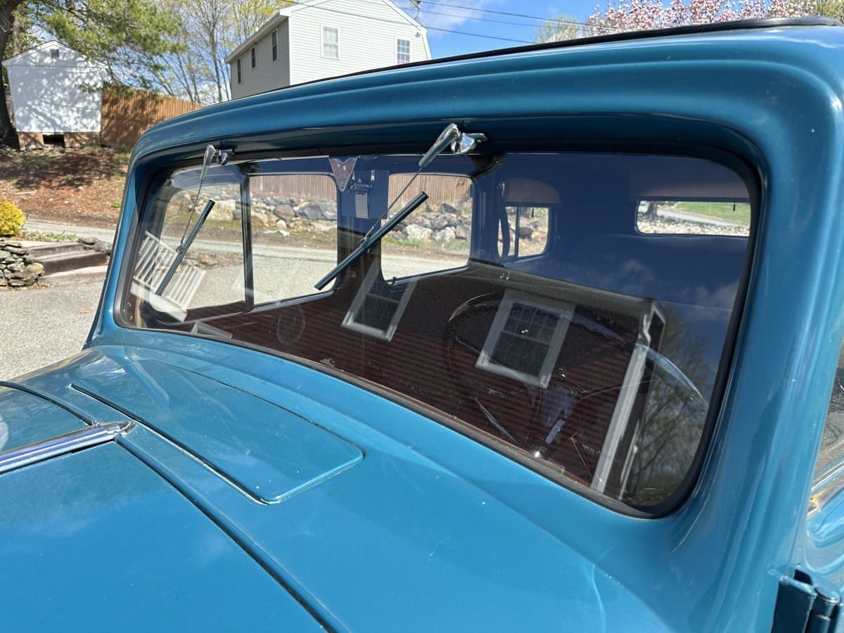 1933 Buick Model 57 Sedan thumbnail 27