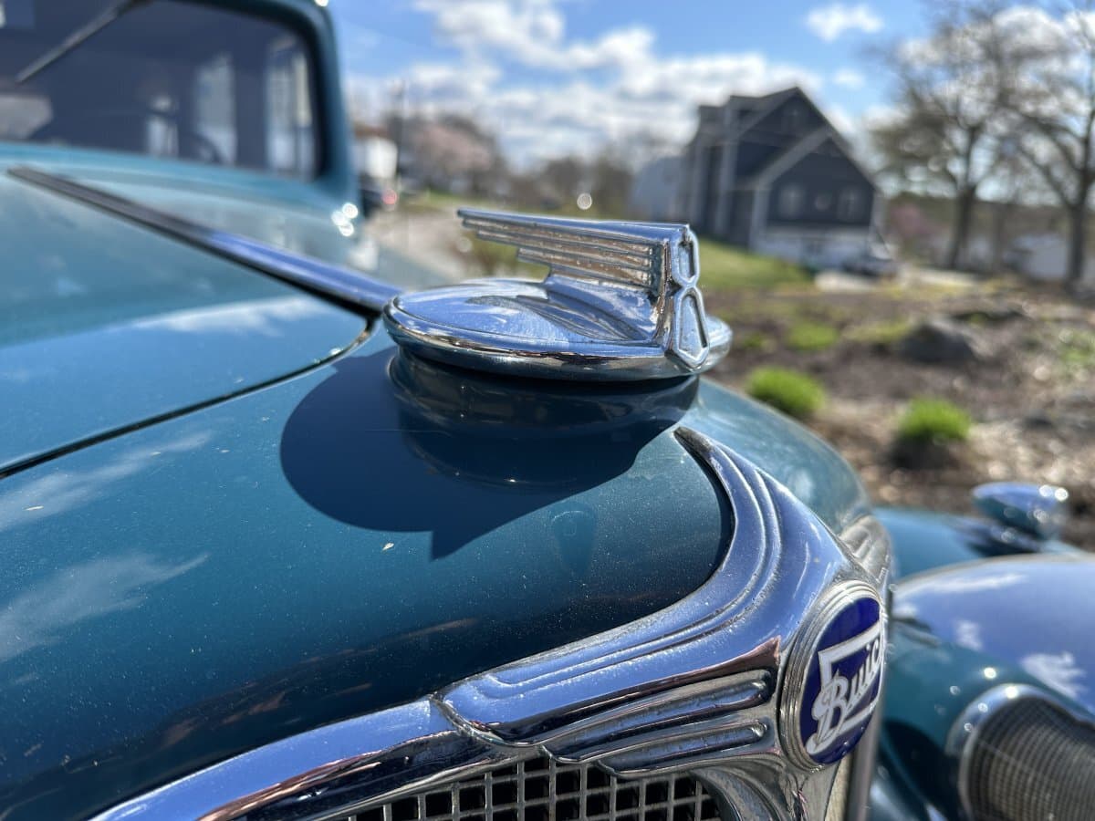1933 Buick Model 57 Sedan thumbnail 8