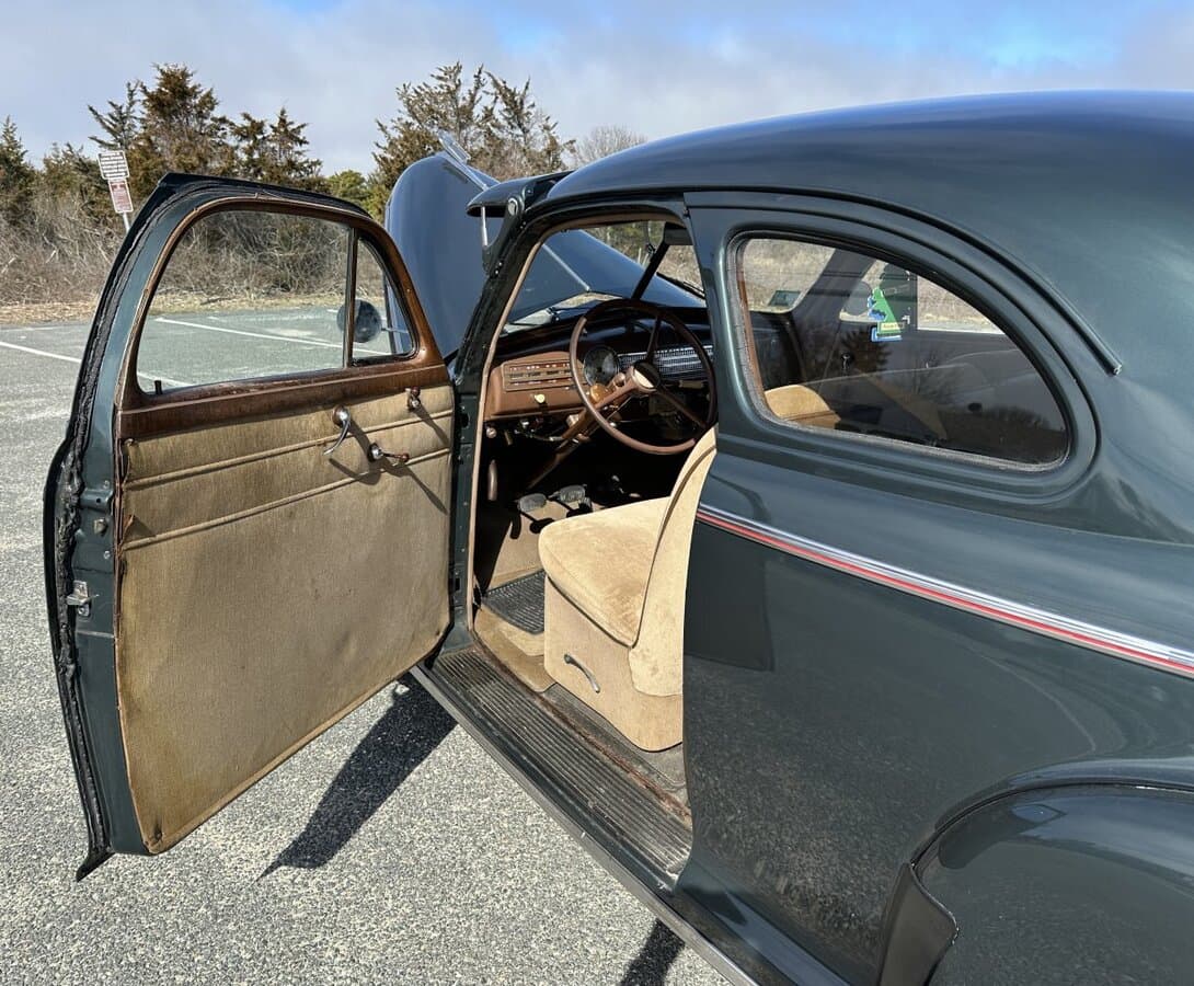 1941 Chevrolet Business Coupe Master Deluxe thumbnail 29