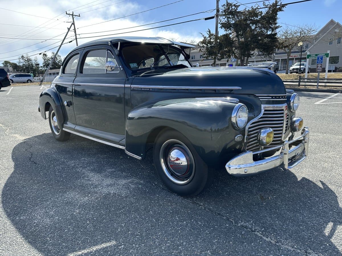 1941 Chevrolet Business Coupe Master Deluxe thumbnail 3