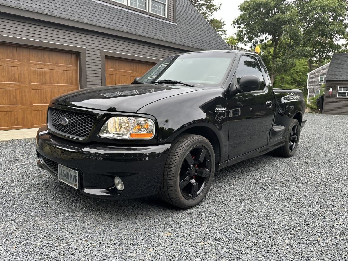 1999 Ford Lightning SVT F-150 Pickup thumbnail 5