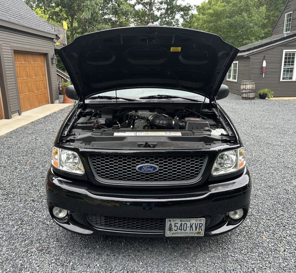 1999 Ford Lightning SVT F-150 Pickup thumbnail 7