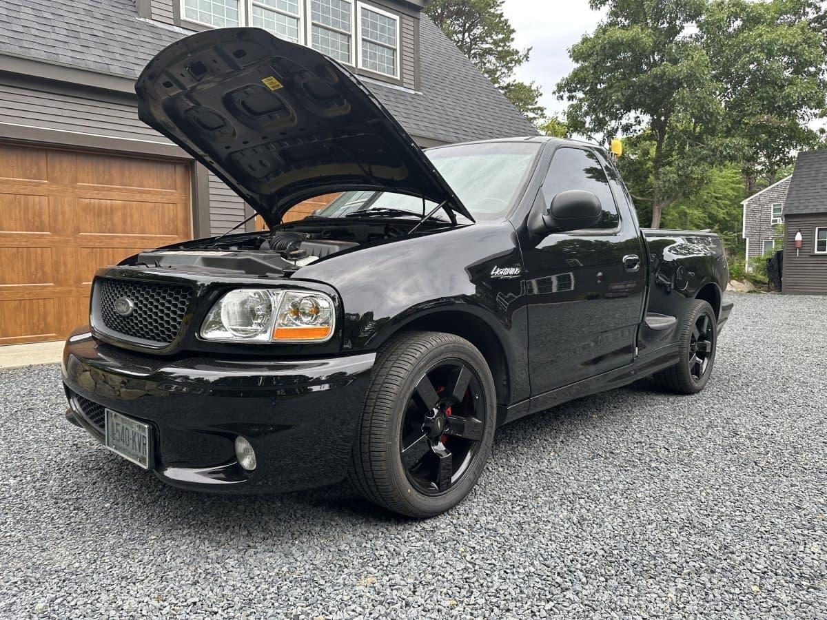 1999 Ford Lightning SVT F-150 Pickup thumbnail 9