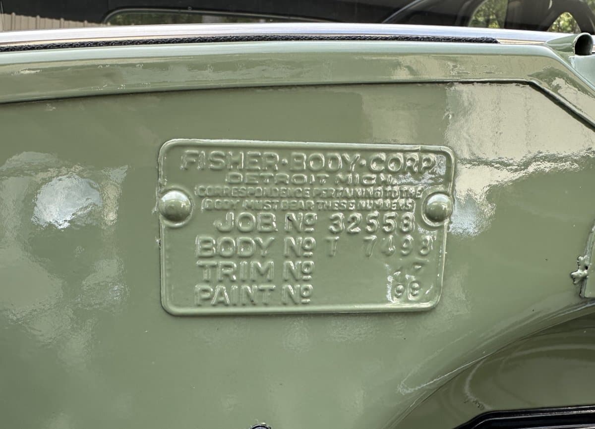 1932 Chevrolet Confederate 5 Window Coupe thumbnail 15