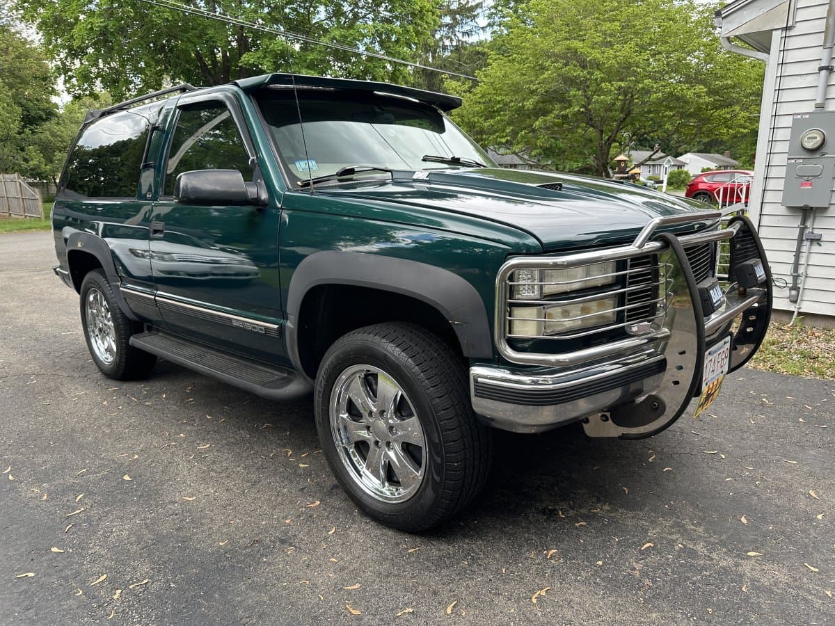 1997 GMC Yukon SLE 1500 4WD thumbnail 6