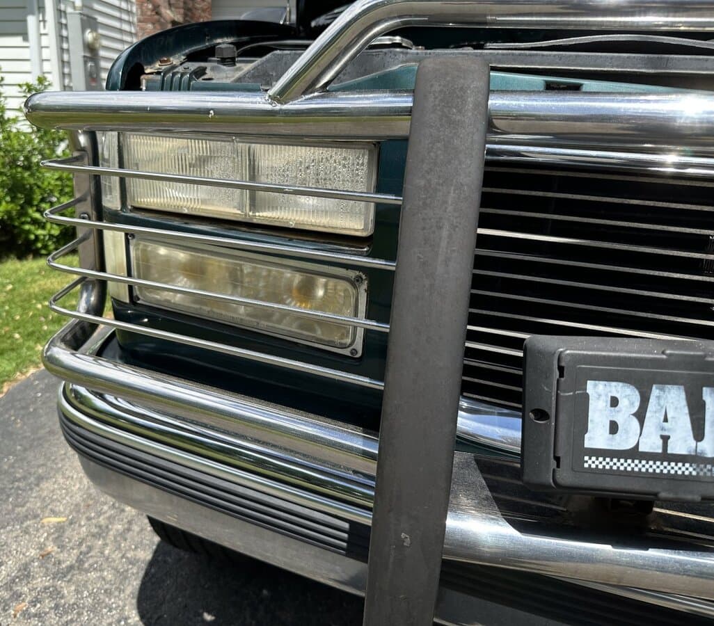 1997 GMC Yukon SLE 1500 4WD thumbnail 8