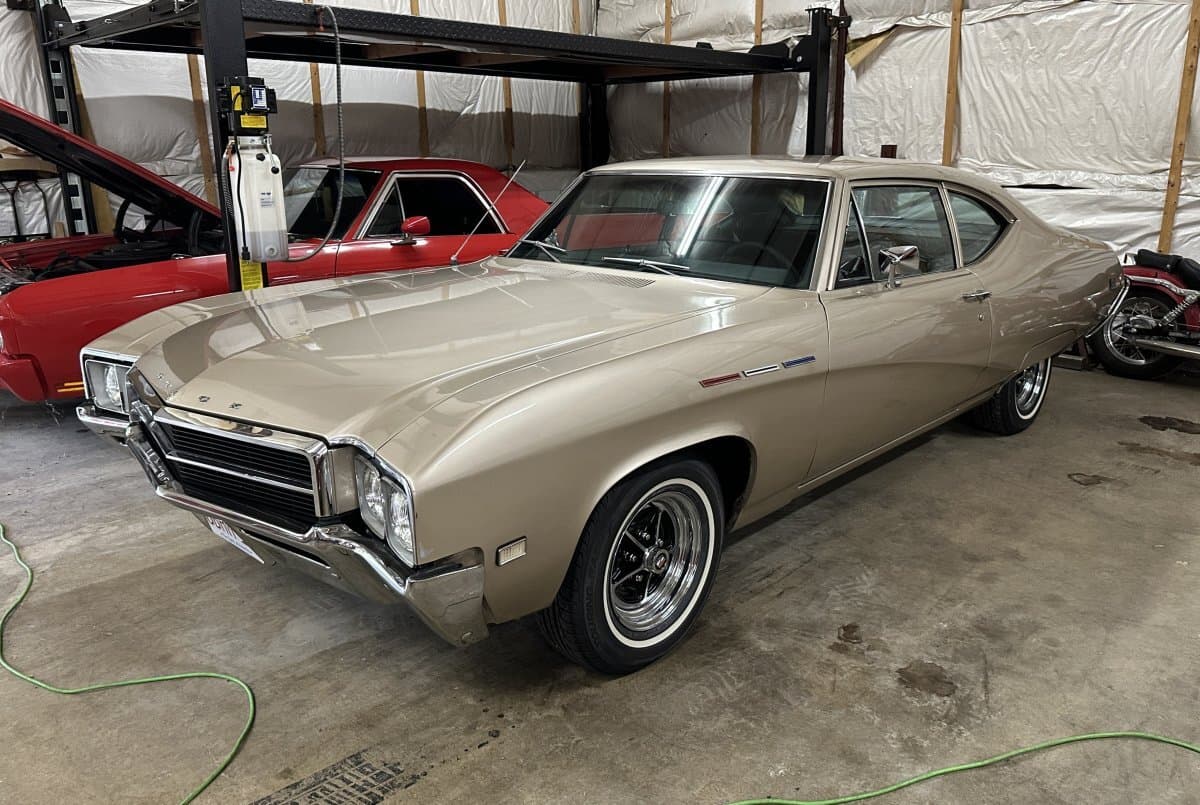 1969 Buick Special Deluxe Coupe — photo 1
