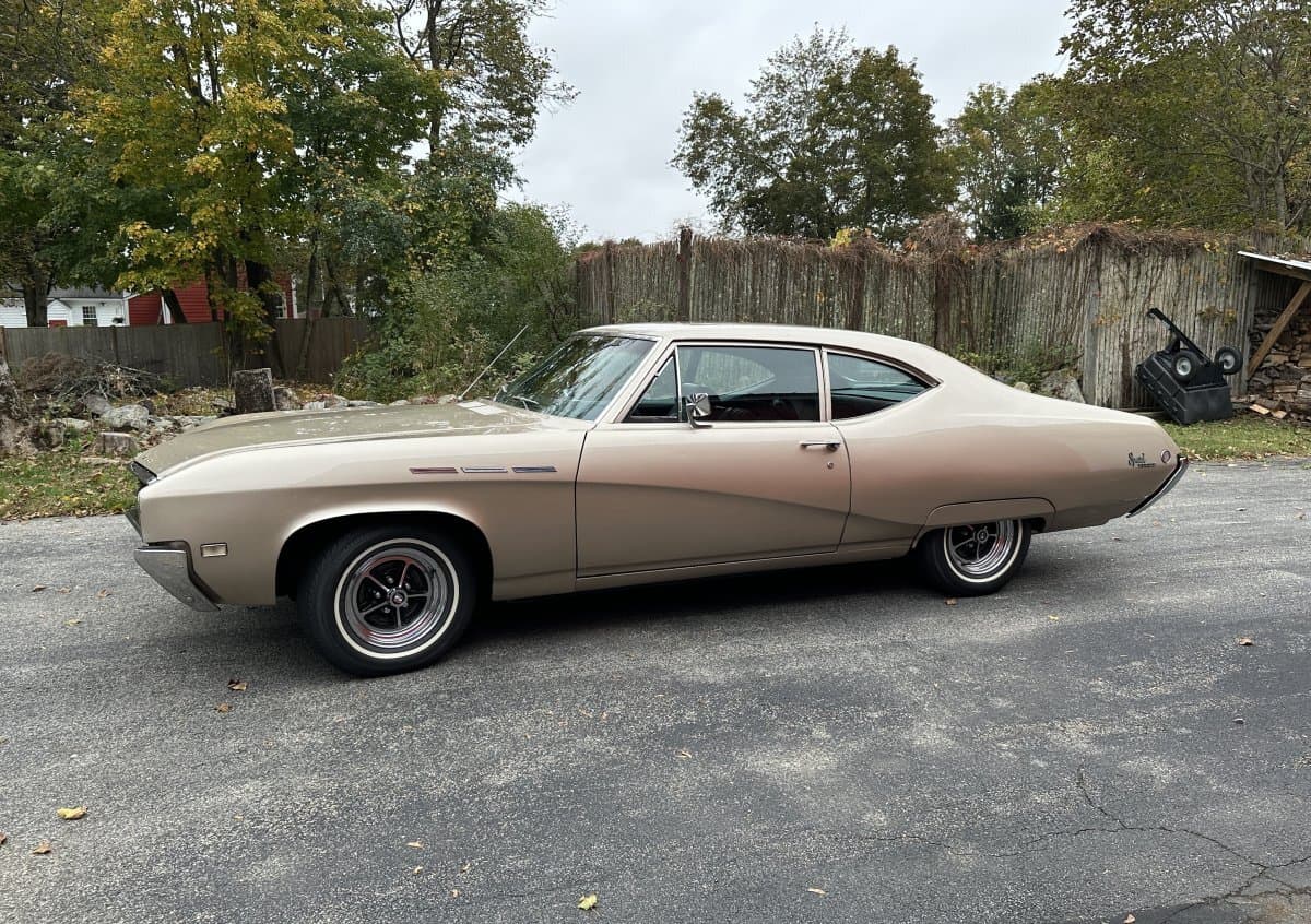 1969 Buick Special Deluxe Coupe thumbnail 28