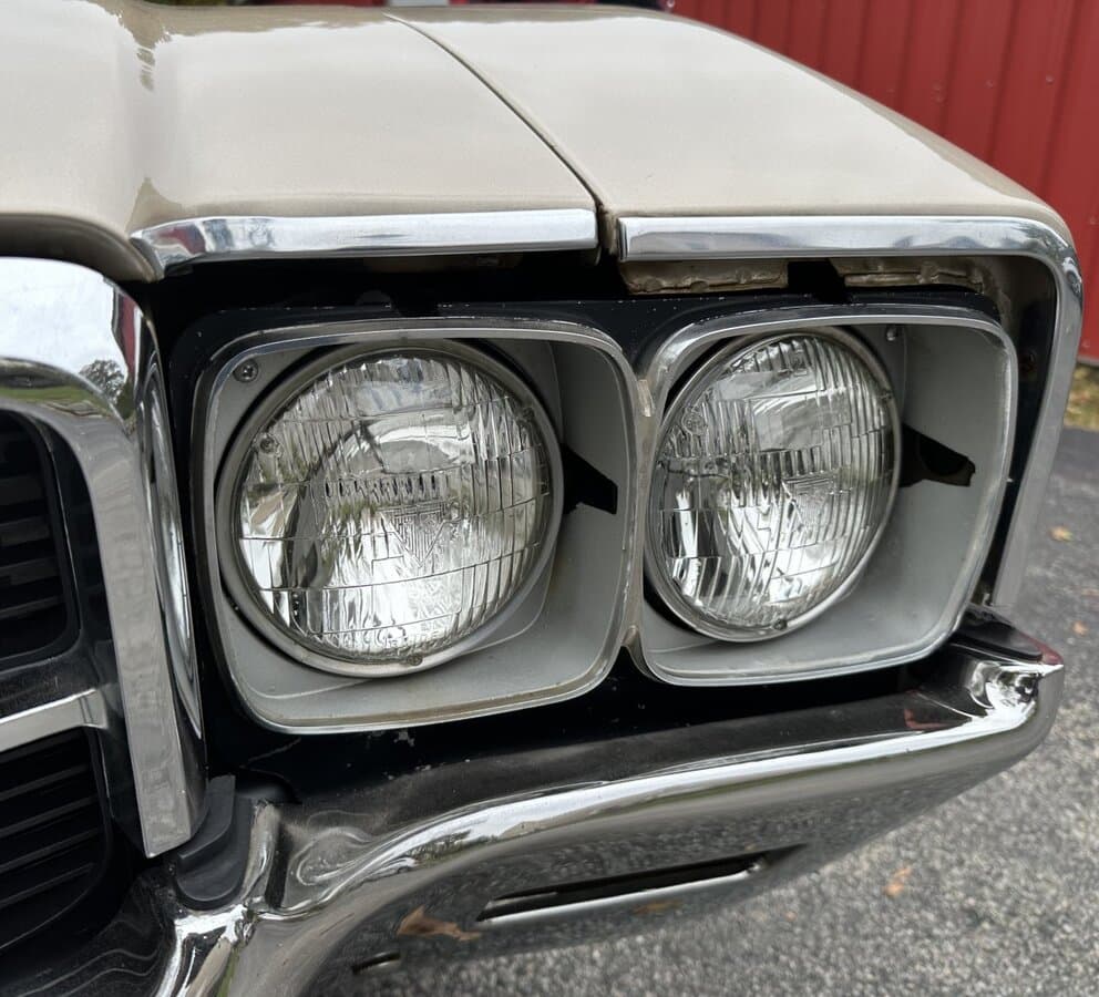 1969 Buick Special Deluxe Coupe thumbnail 9