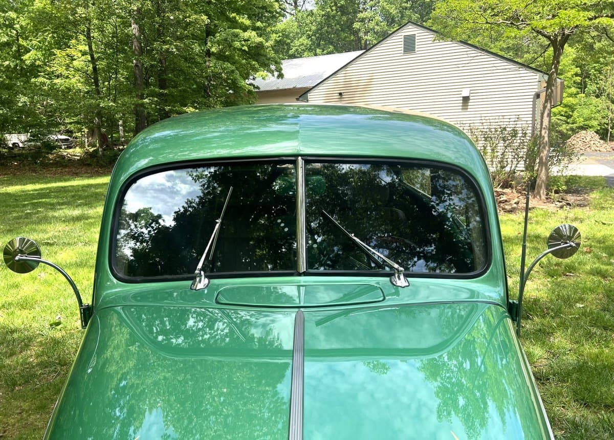 1940 Ford Deluxe 2-Door Sedan Hot Rod thumbnail 6