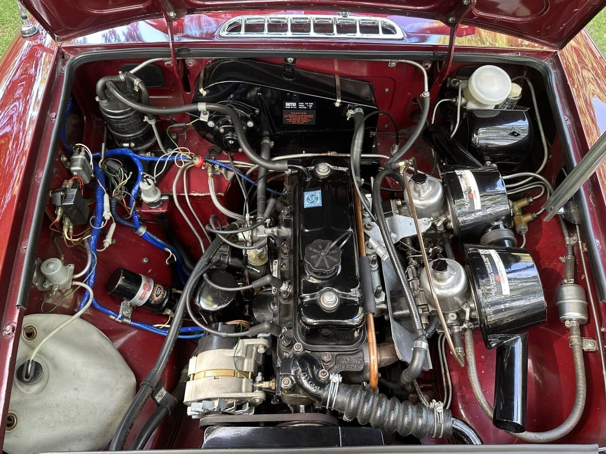 1973 MG MGB Chrome Bumper Roadster thumbnail 17