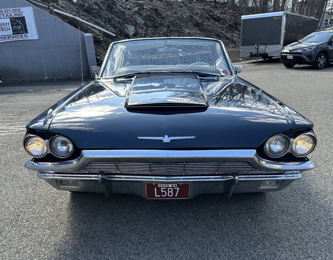 1965 Ford Thunderbird Convertible thumbnail 13
