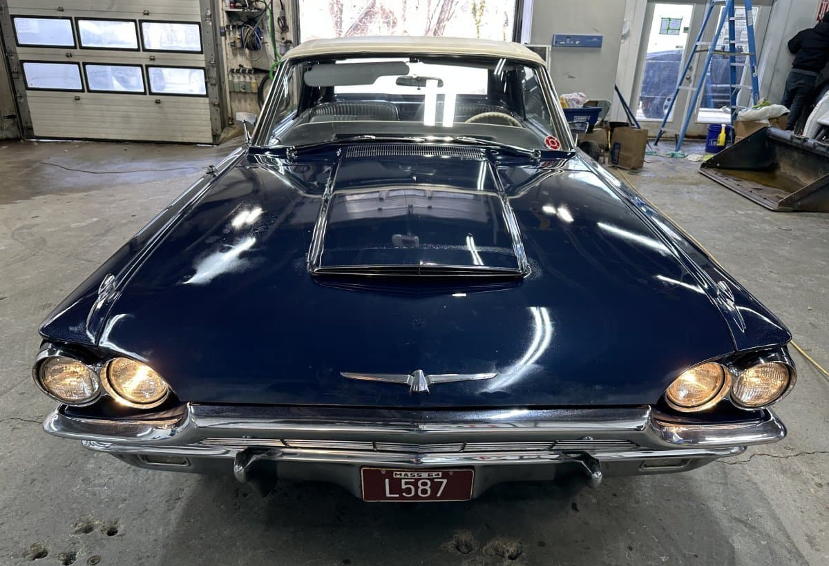 1965 Ford Thunderbird Convertible thumbnail 14