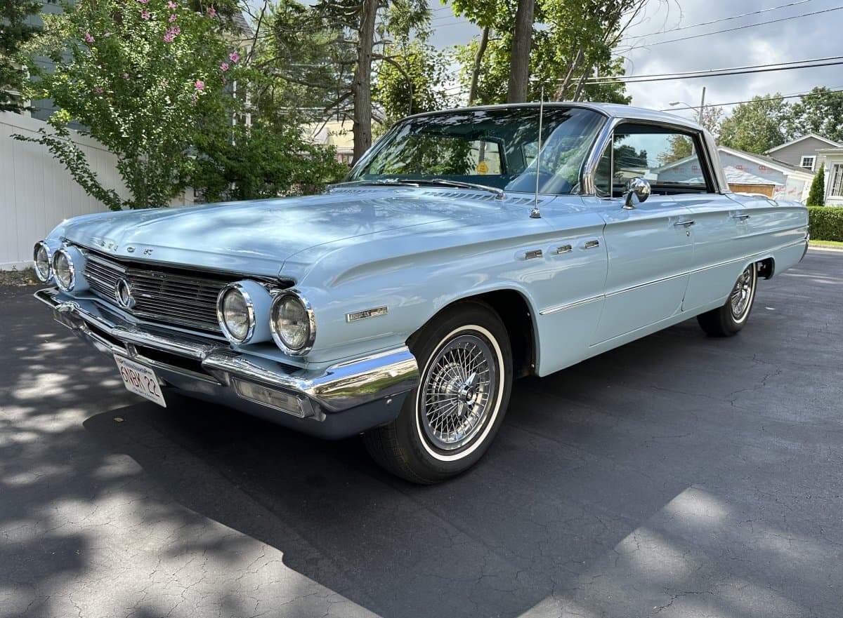 1962 Buick Invicta 4 Door Hardtop thumbnail 3