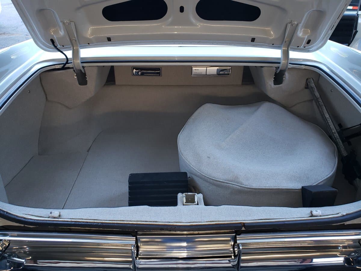 1961 Cadillac Town Sedan Short Deck thumbnail 26