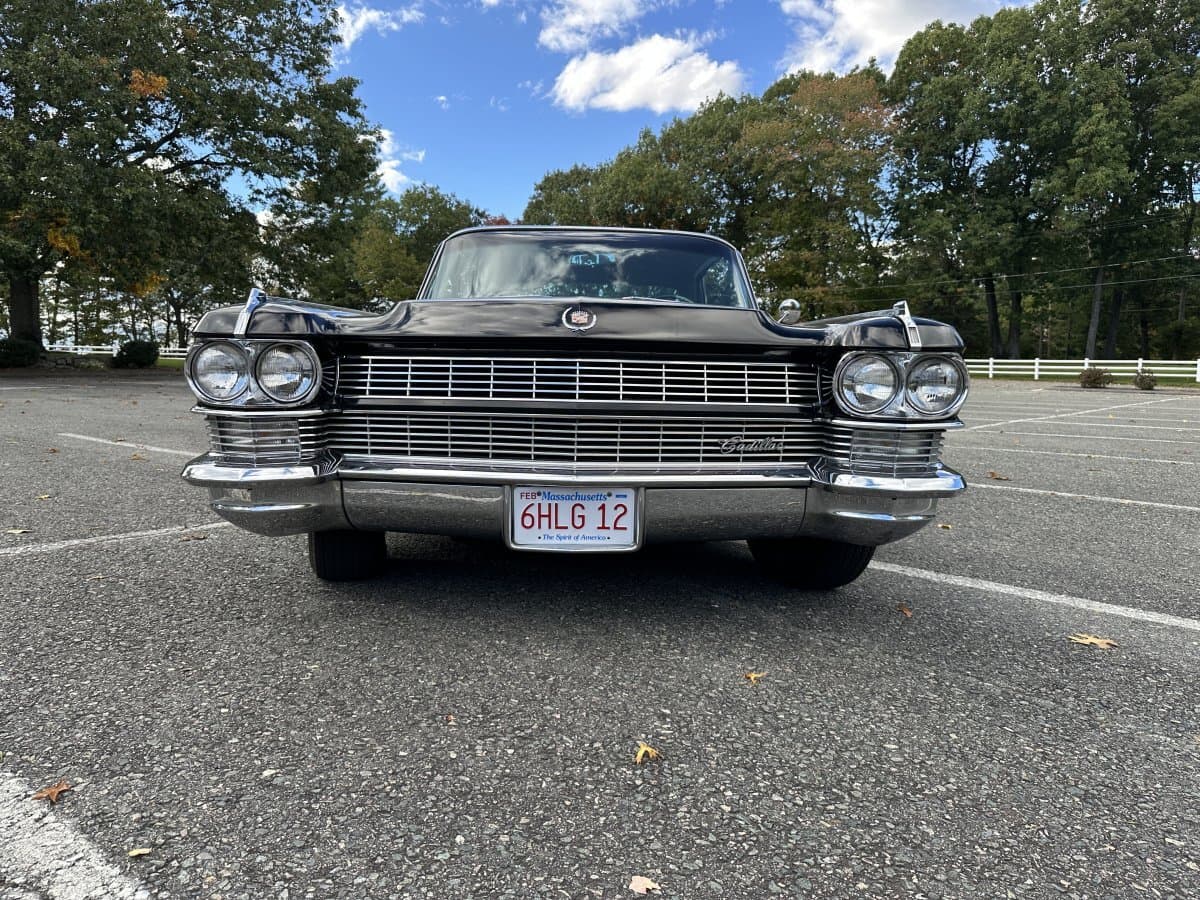 1964 Cadillac Fleetwood Series 60 Special Sedan thumbnail 8
