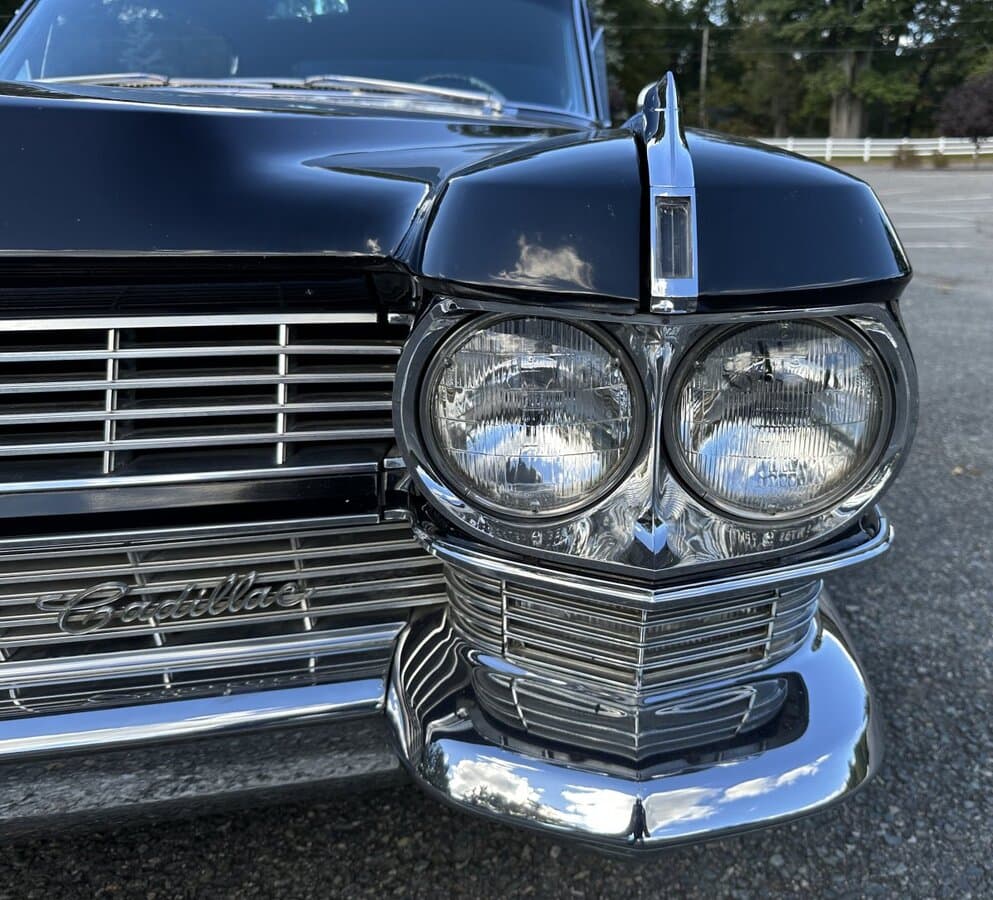 1964 Cadillac Fleetwood Series 60 Special Sedan thumbnail 9