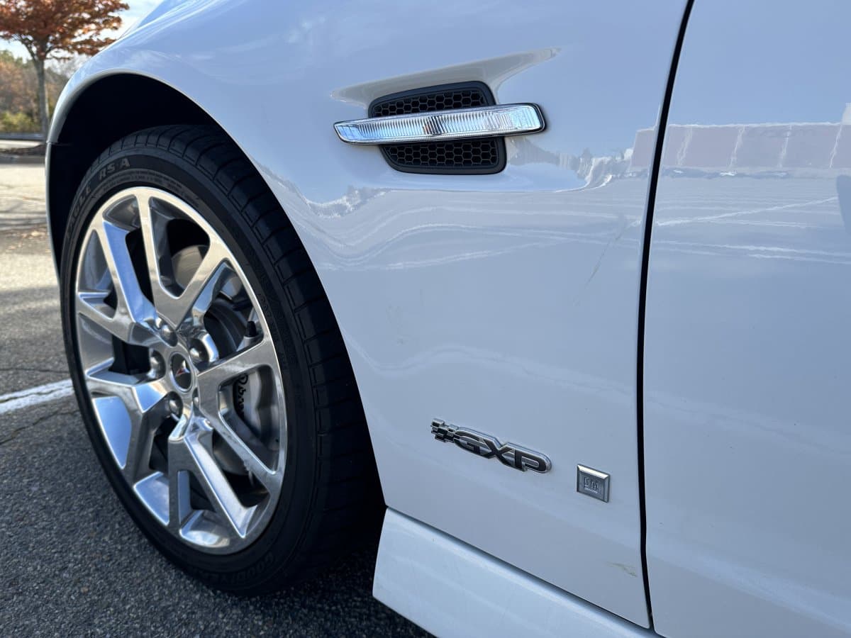 2009 Pontiac G8 GXP Sedan thumbnail 27