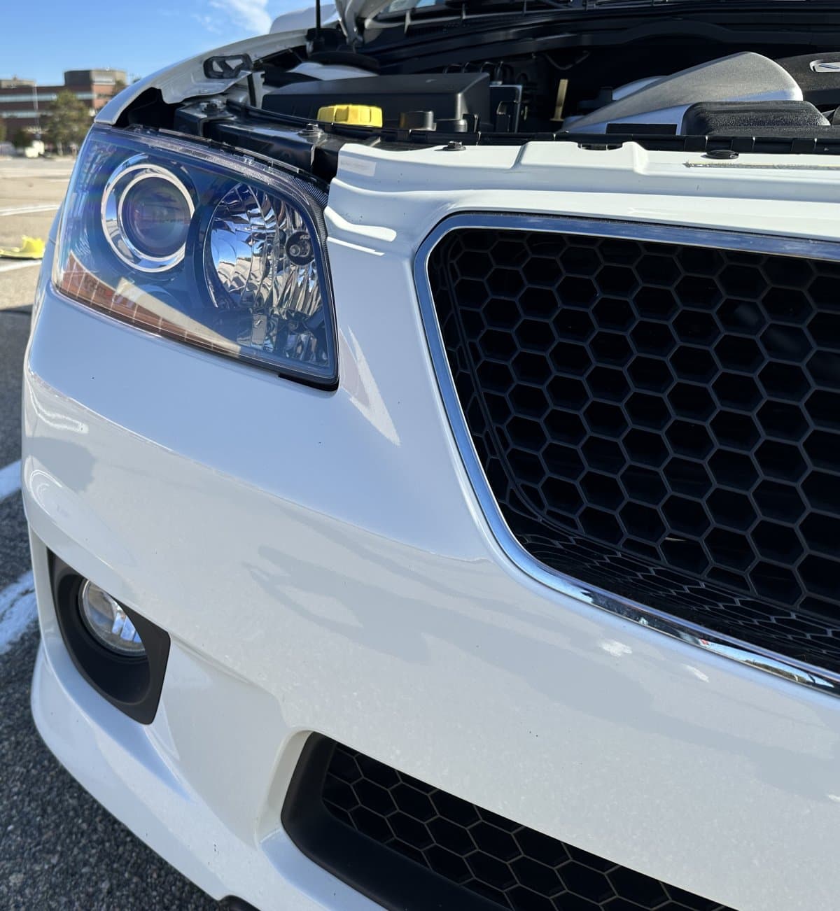 2009 Pontiac G8 GXP Sedan thumbnail 11