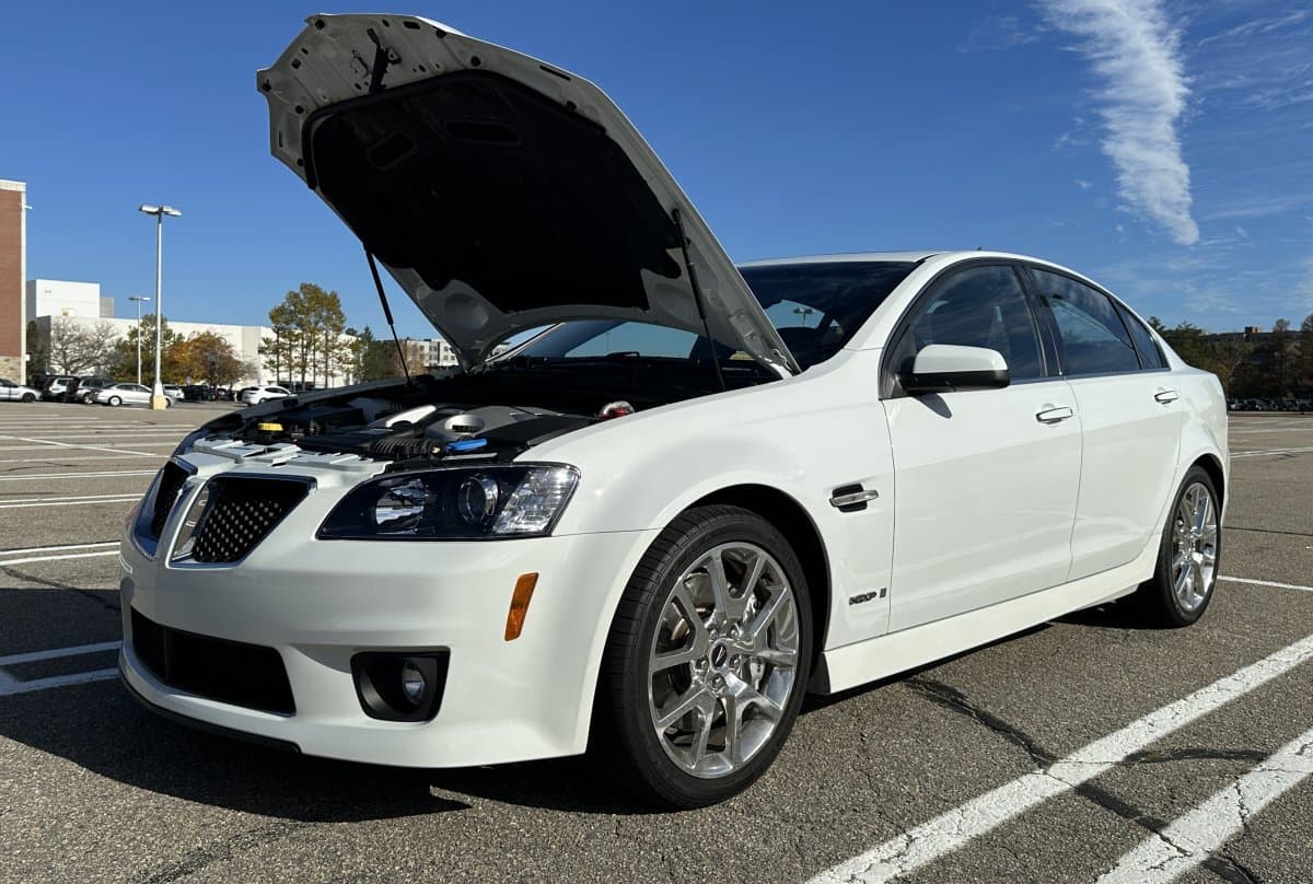 2009 Pontiac G8 GXP Sedan thumbnail 20
