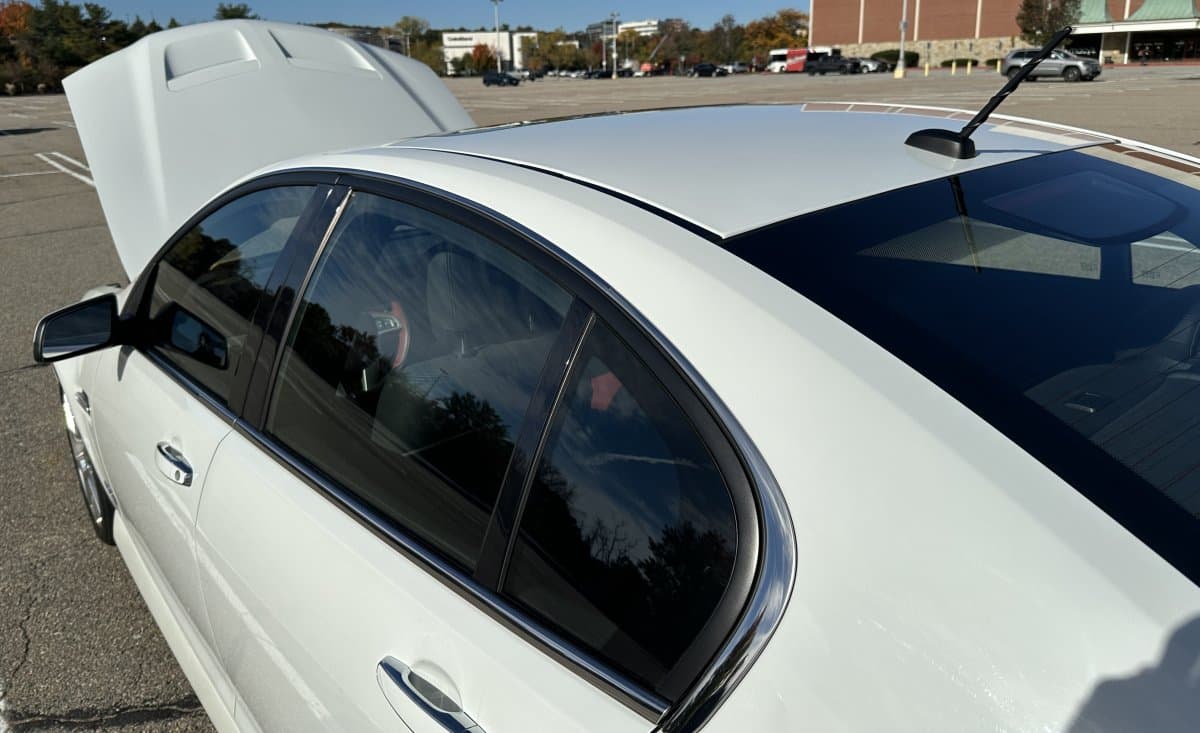 2009 Pontiac G8 GXP Sedan thumbnail 24