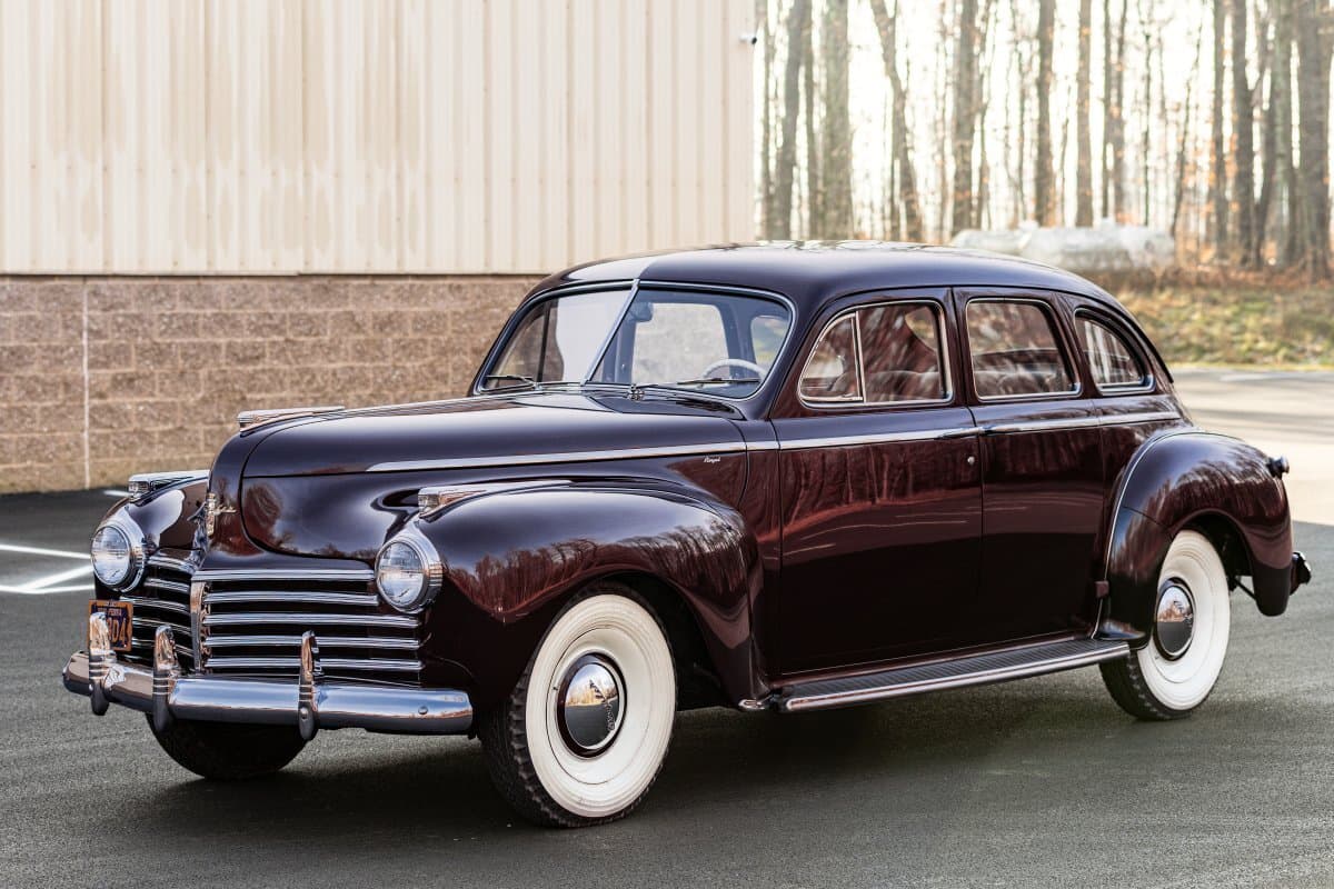 1941 Chrysler Royal Sedan thumbnail 3