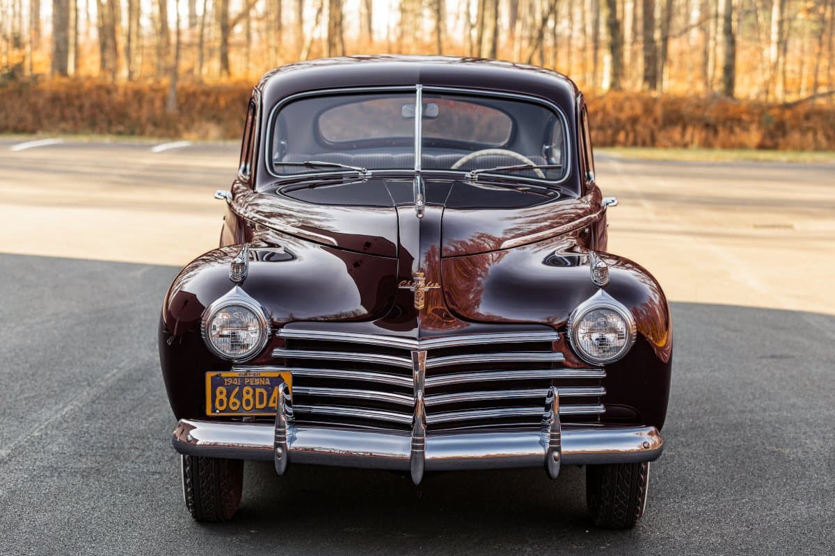 1941 Chrysler Royal Sedan thumbnail 5