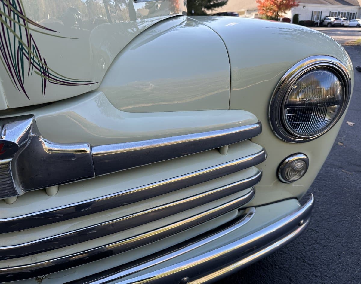 1947 Ford Deluxe Street Rod thumbnail 8