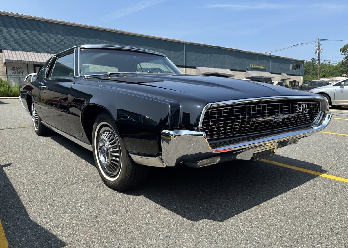 1967 Ford Thunderbird 428 Coupe thumbnail 4