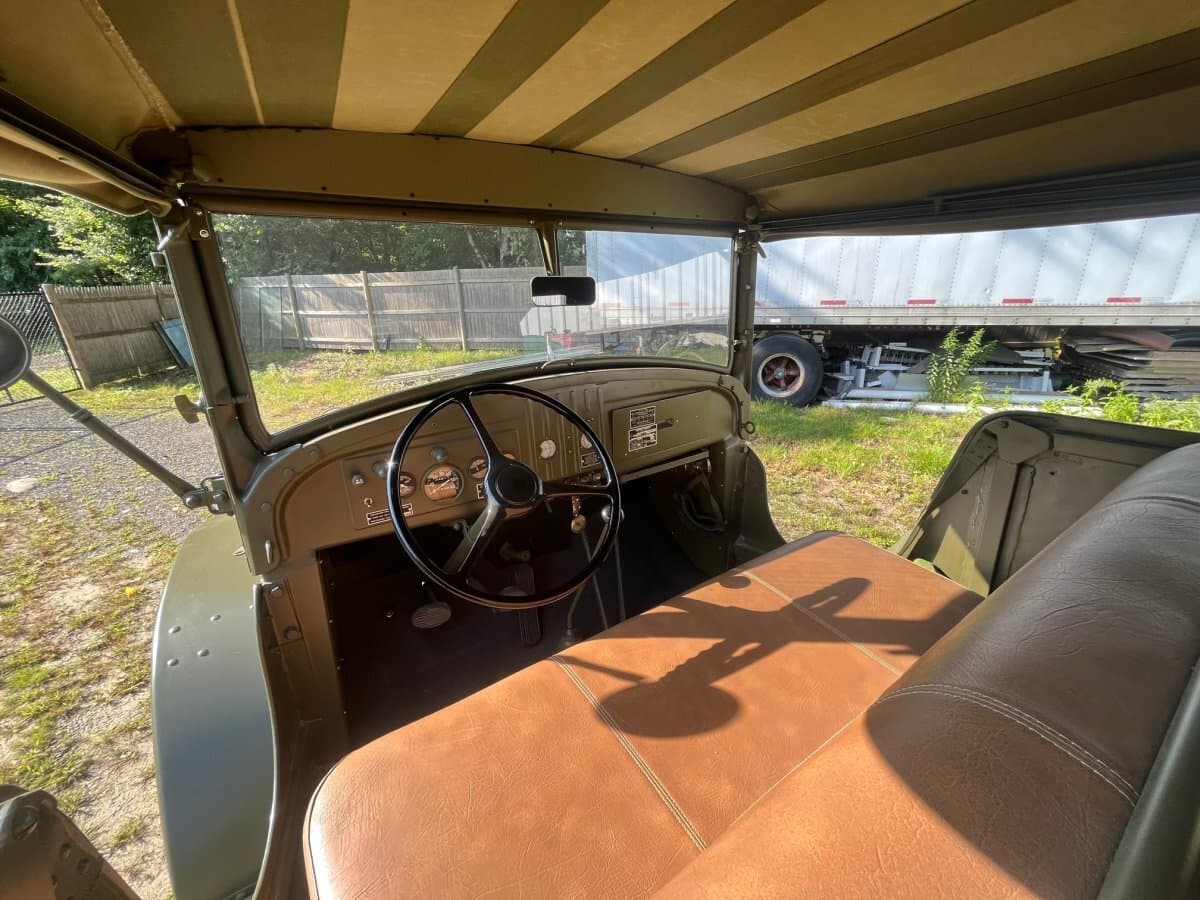 1942 Dodge WC25 1/2 Ton Command Car thumbnail 8