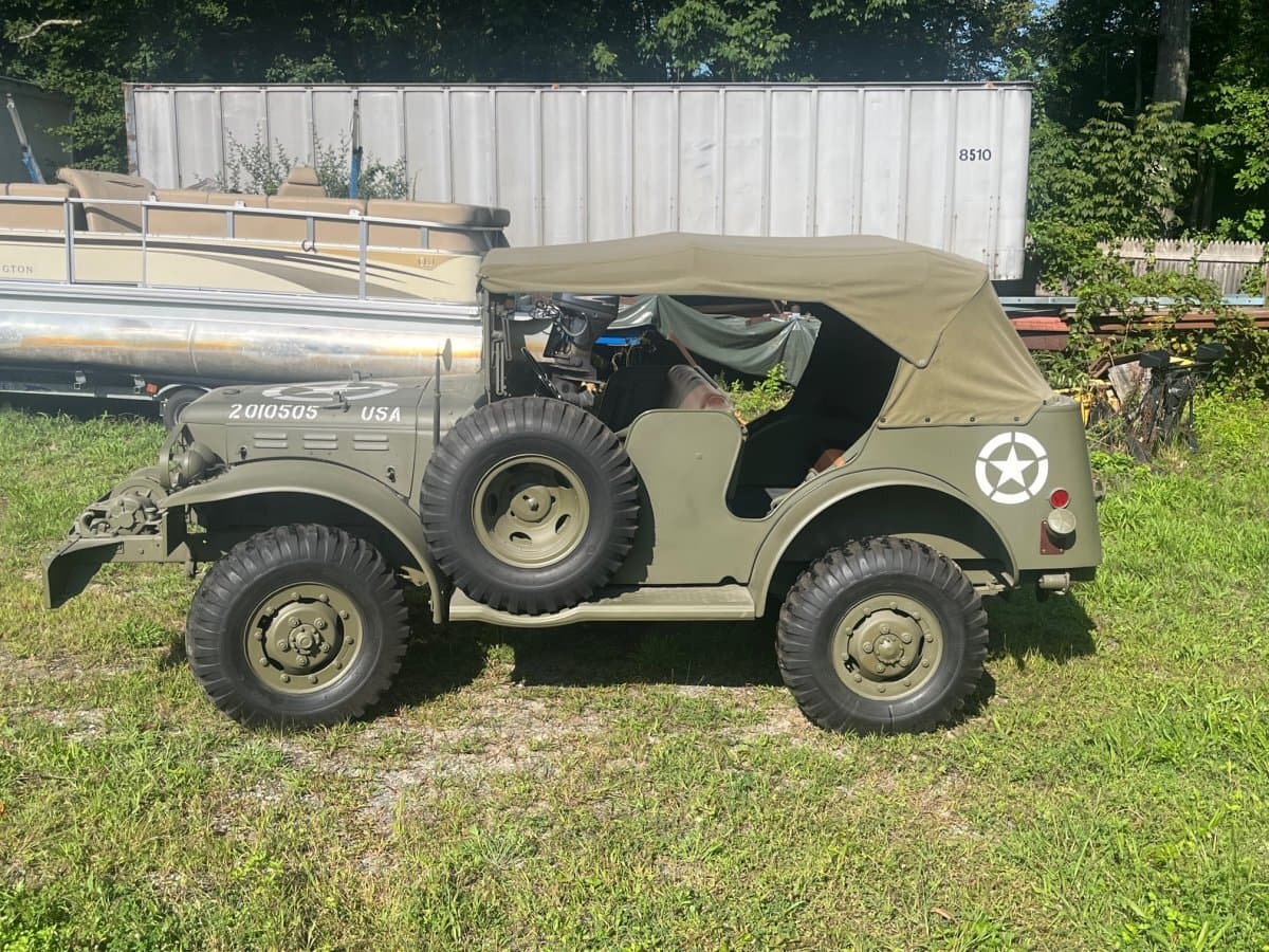 1942 Dodge WC56 3/4 Ton Command Car thumbnail 6