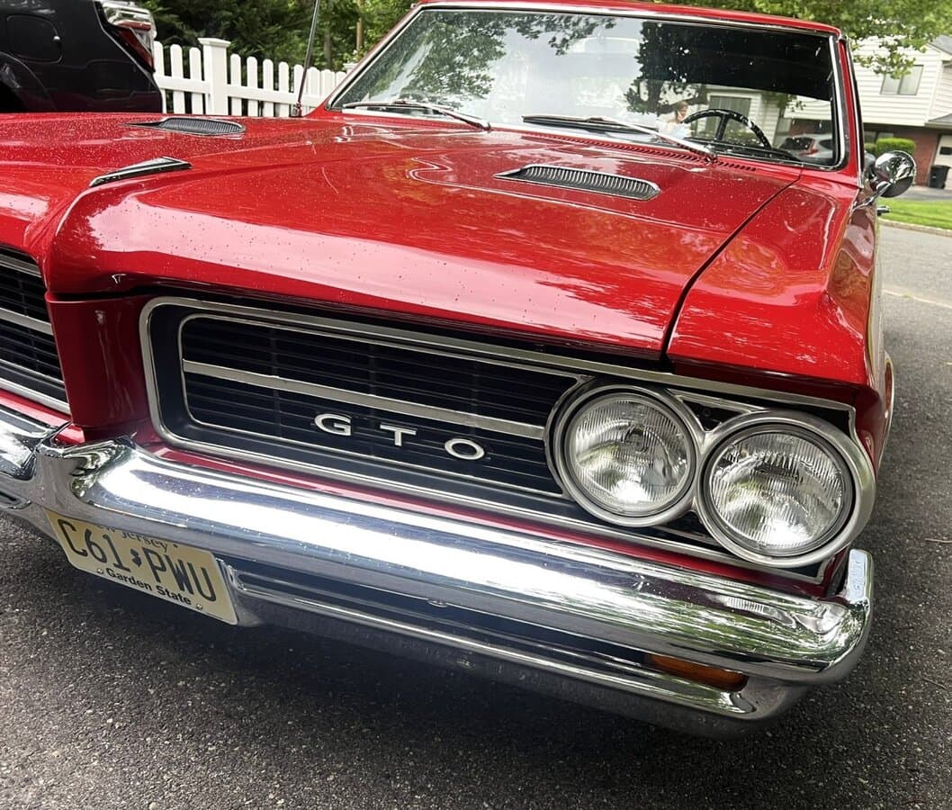 1964 Pontiac GTO Coupe thumbnail 10