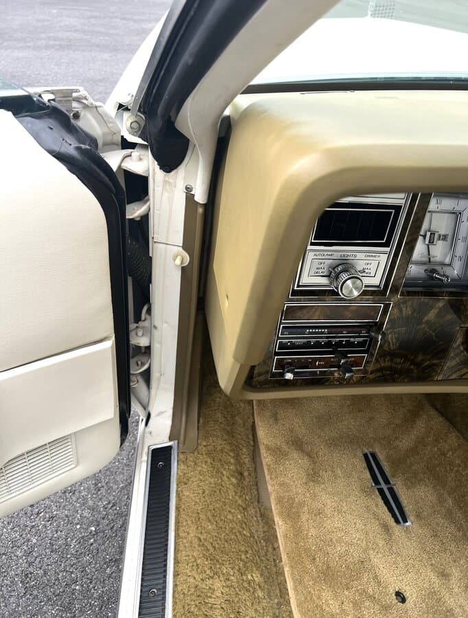 1979 Lincoln Continental Mark V thumbnail 14