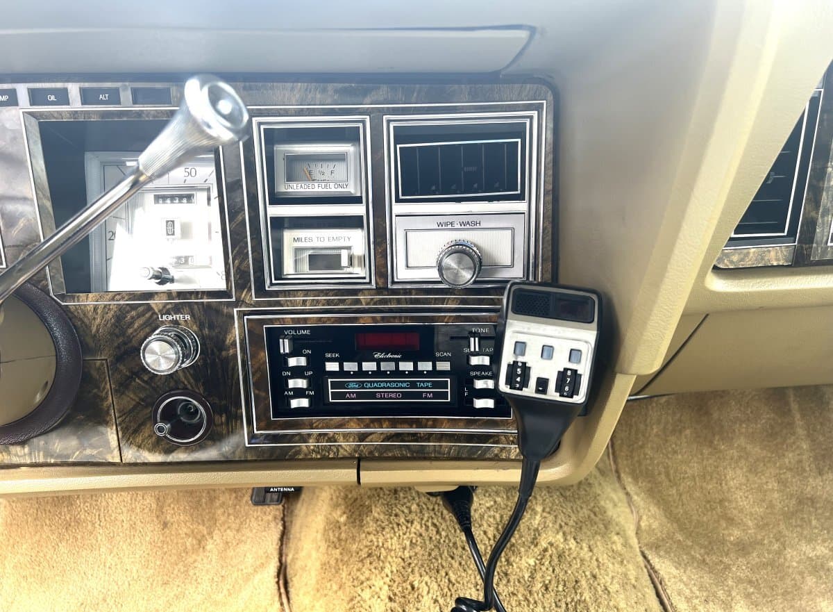 1979 Lincoln Continental Mark V thumbnail 22