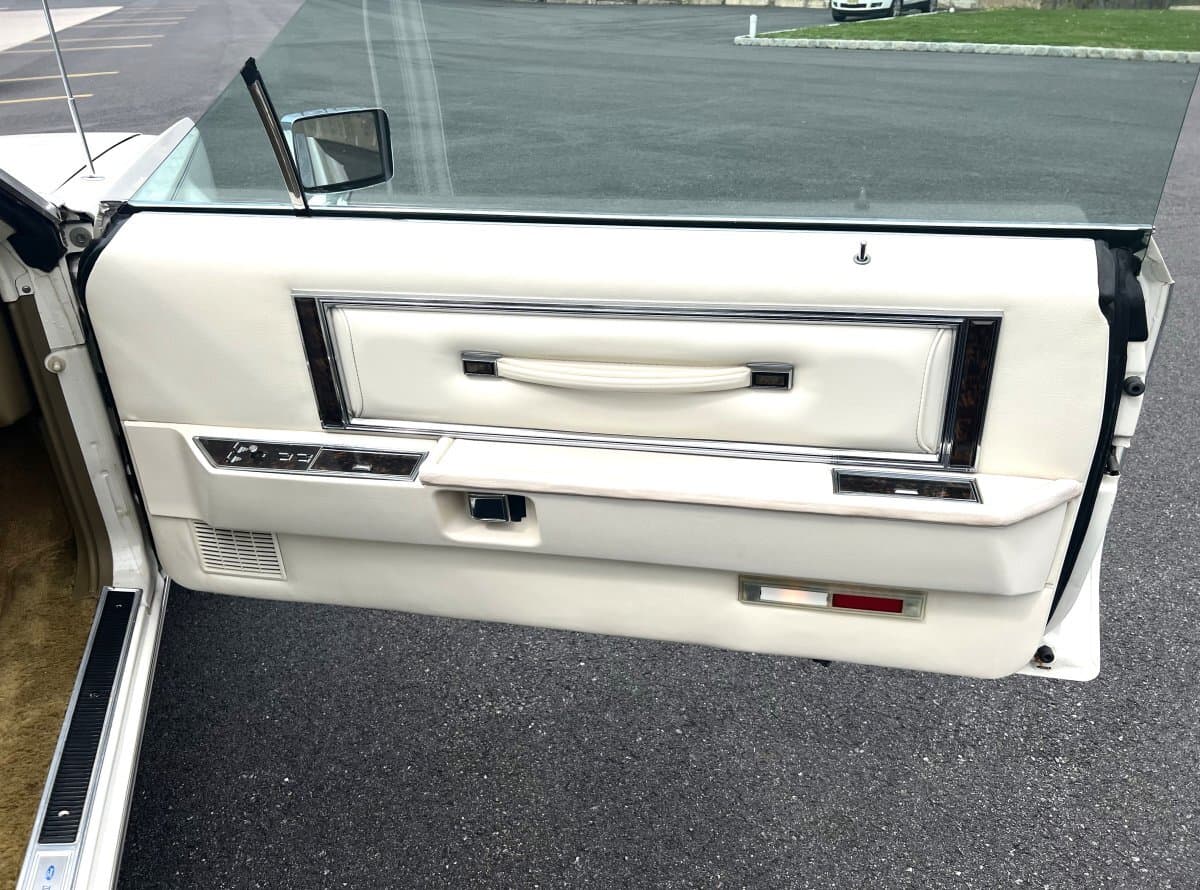 1979 Lincoln Continental Mark V thumbnail 23