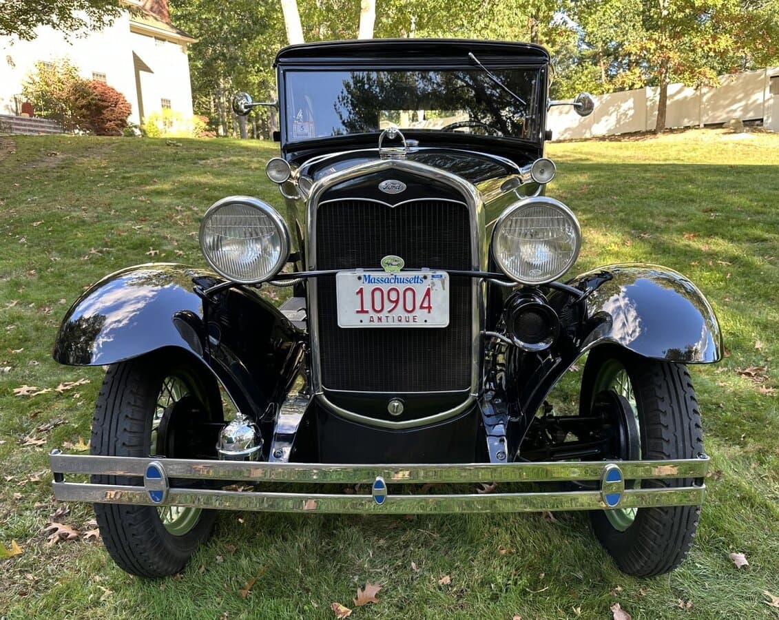 1931 Ford Model A Victoria Leatherback thumbnail 4