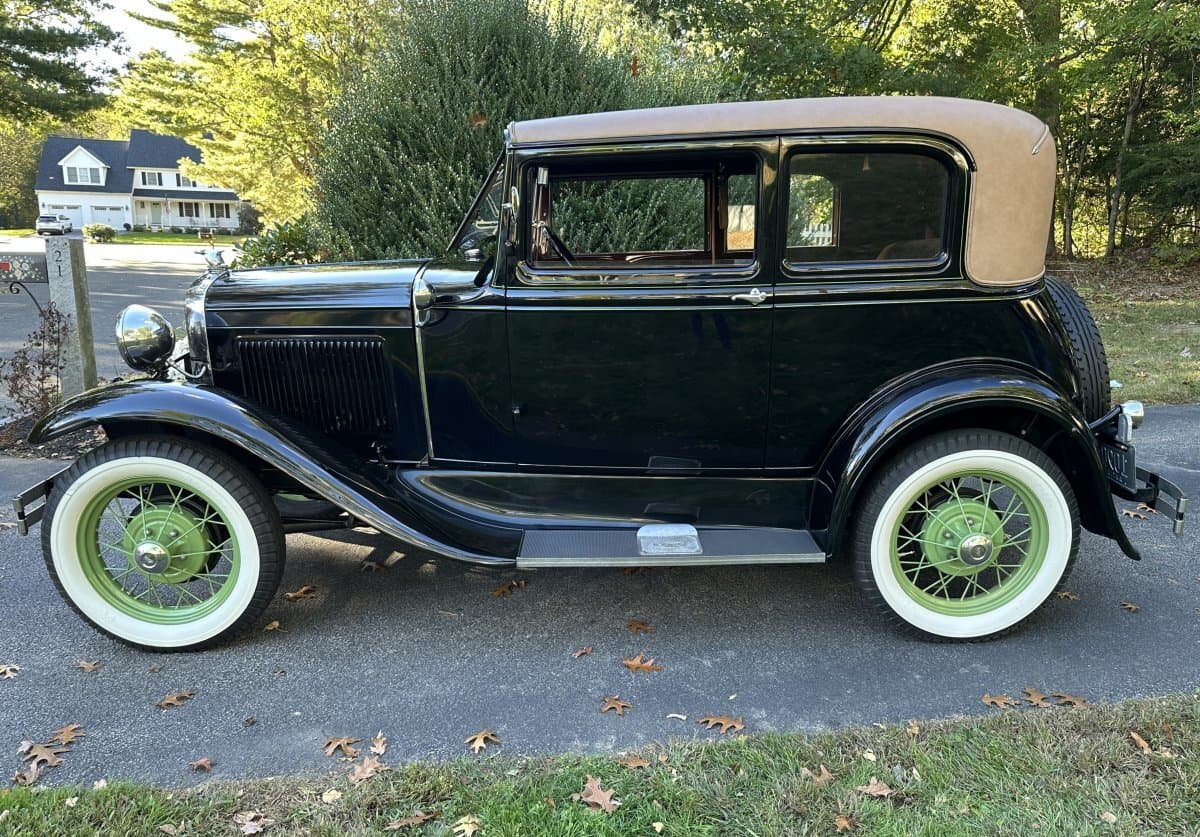 1931 Ford Model A Victoria Leatherback thumbnail 21