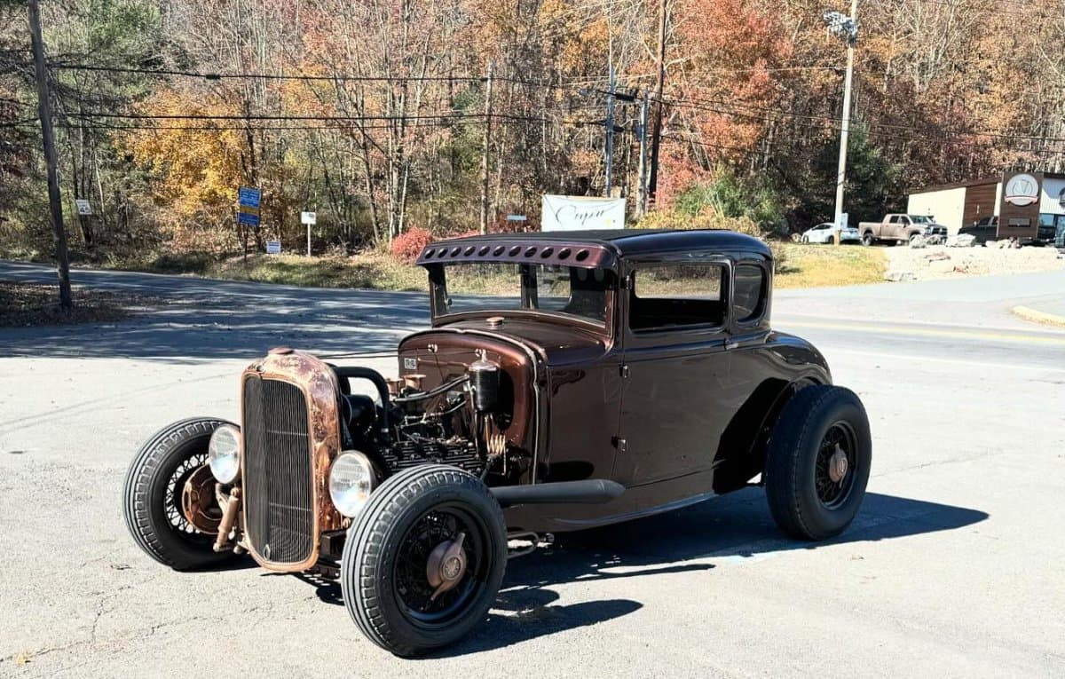 1930 Ford Model A Custom Coupe thumbnail 3
