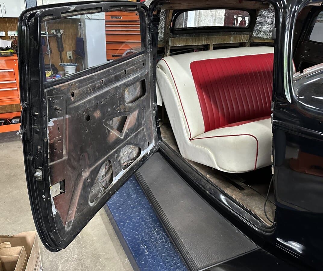 1932 Ford Coupe 3 Window thumbnail 15