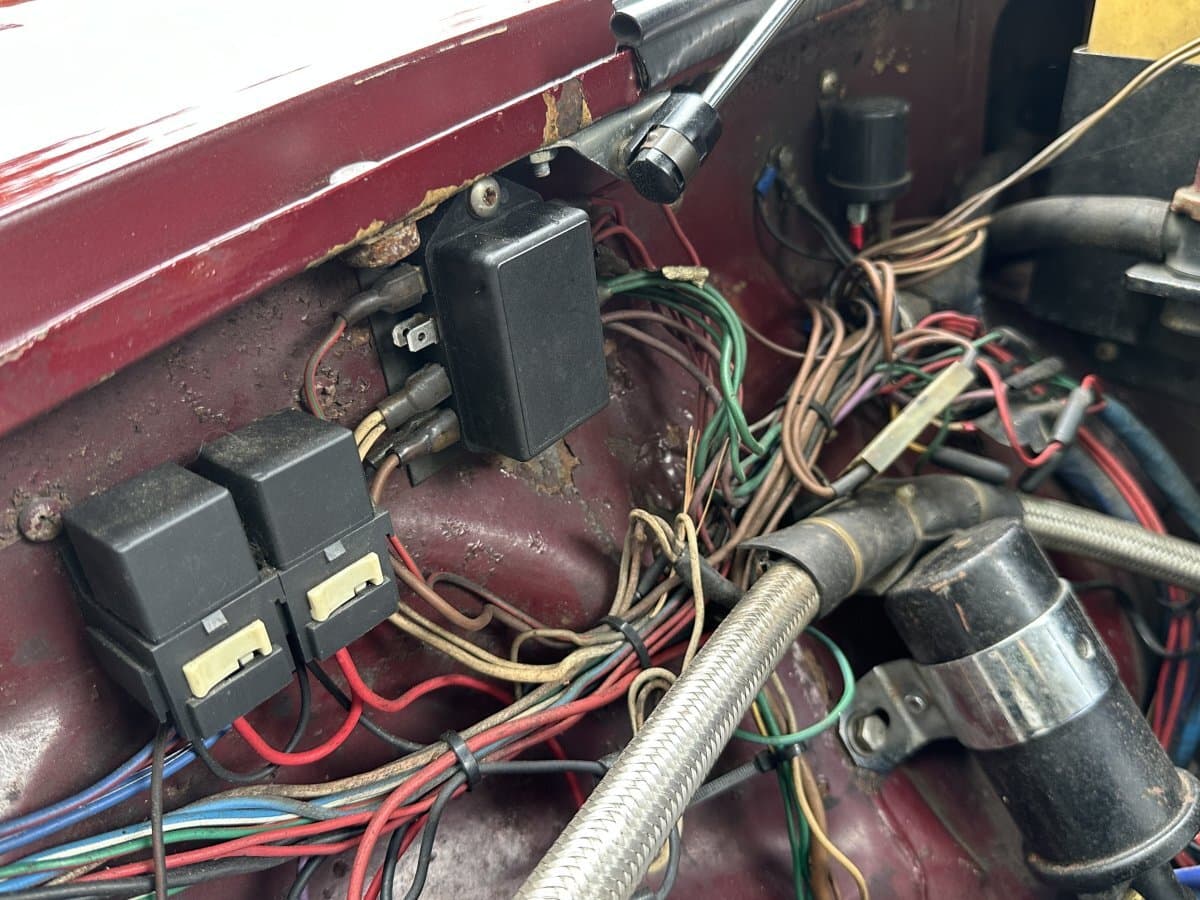 1976 MG MGB Roadster thumbnail 27