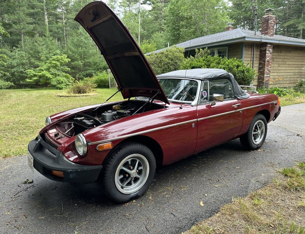 1976 MG MGB Roadster thumbnail 14