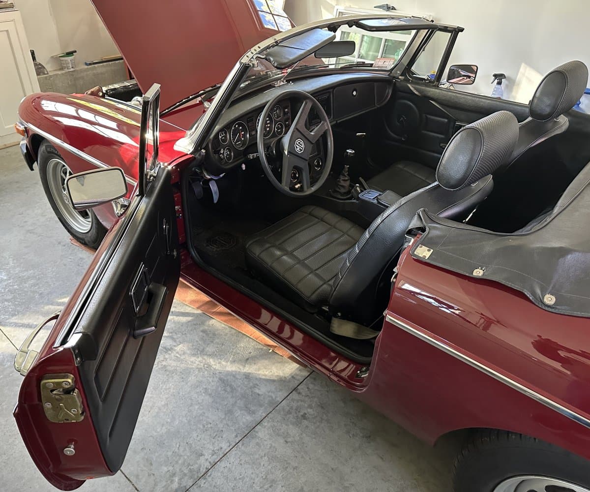 1978 MG MGB Roadster — photo 30